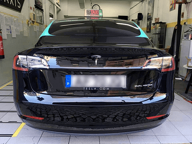 Montagem Tesla